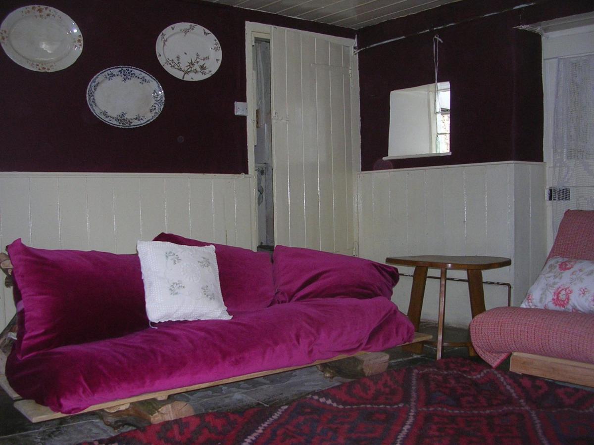 New Inn Brilley Whitney Bilik gambar
