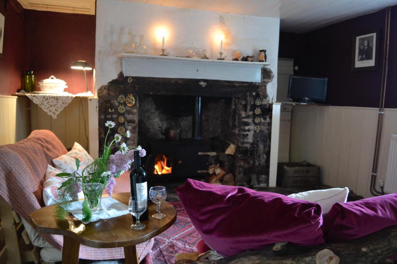 New Inn Brilley Whitney Luaran gambar